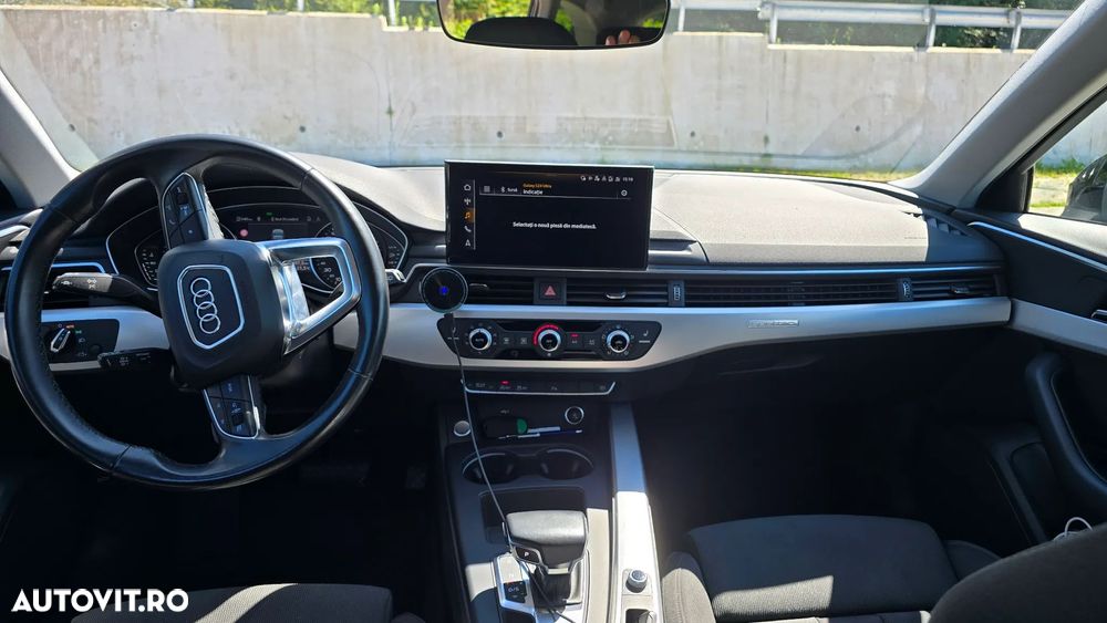 Audi A4 Avant 2.0 40 TDI quattro S tronic MHEV Basic - 12