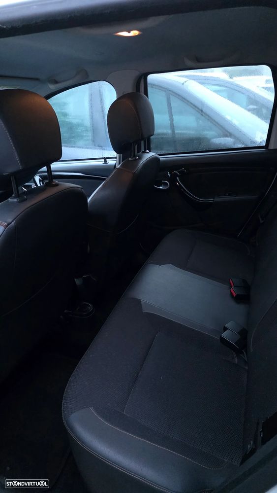 Dacia Duster 1.5 dCi SL Explorer EDC - 11