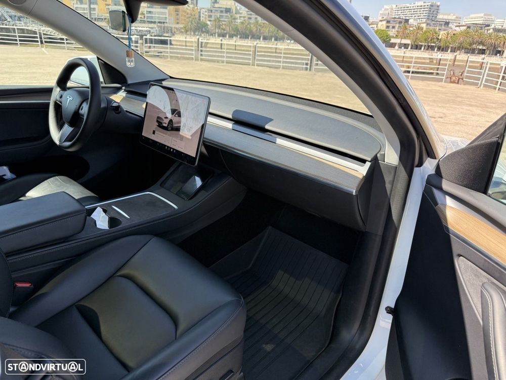 Tesla Model Y Tração Traseira - 15