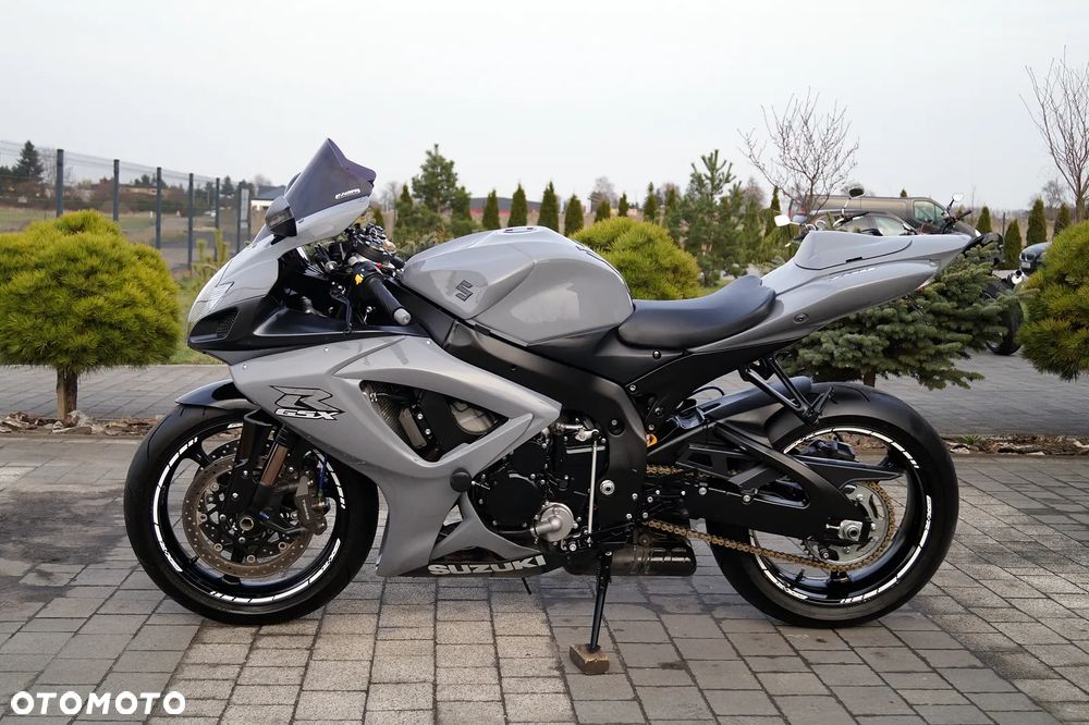 Suzuki GSX-R - 7