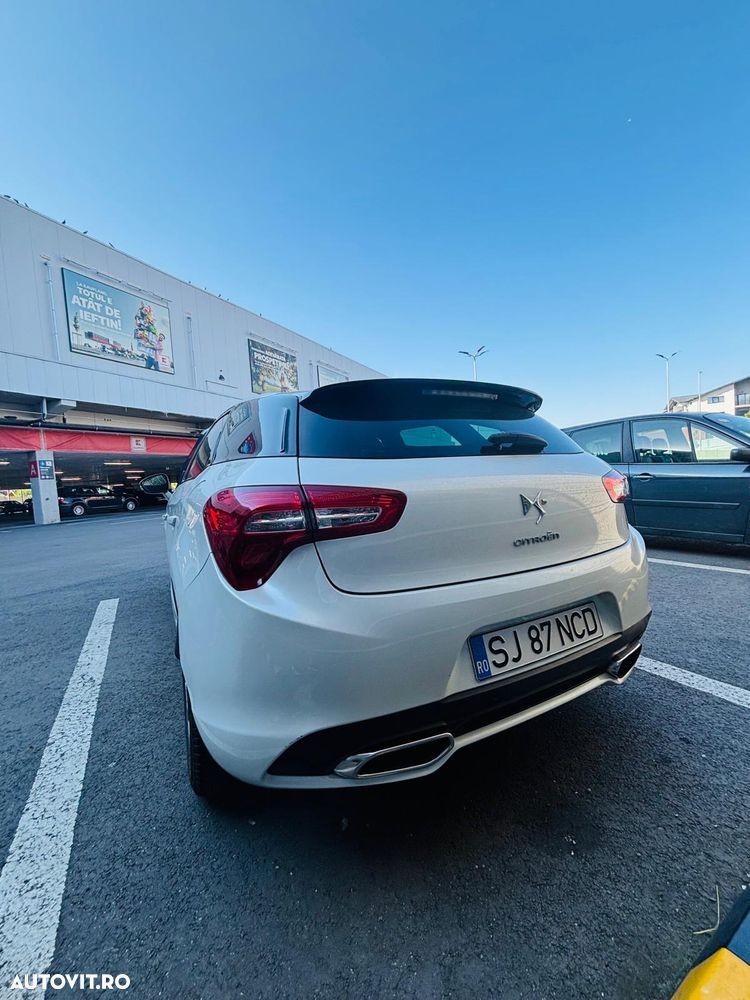 Citroën DS5 2.0 HDI BVM6 So Chic - 8