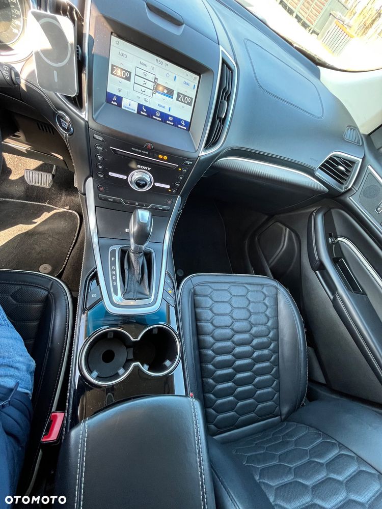 Ford Edge 2.0 TDCi Bi-Turbo 4x4 Vignale - 28