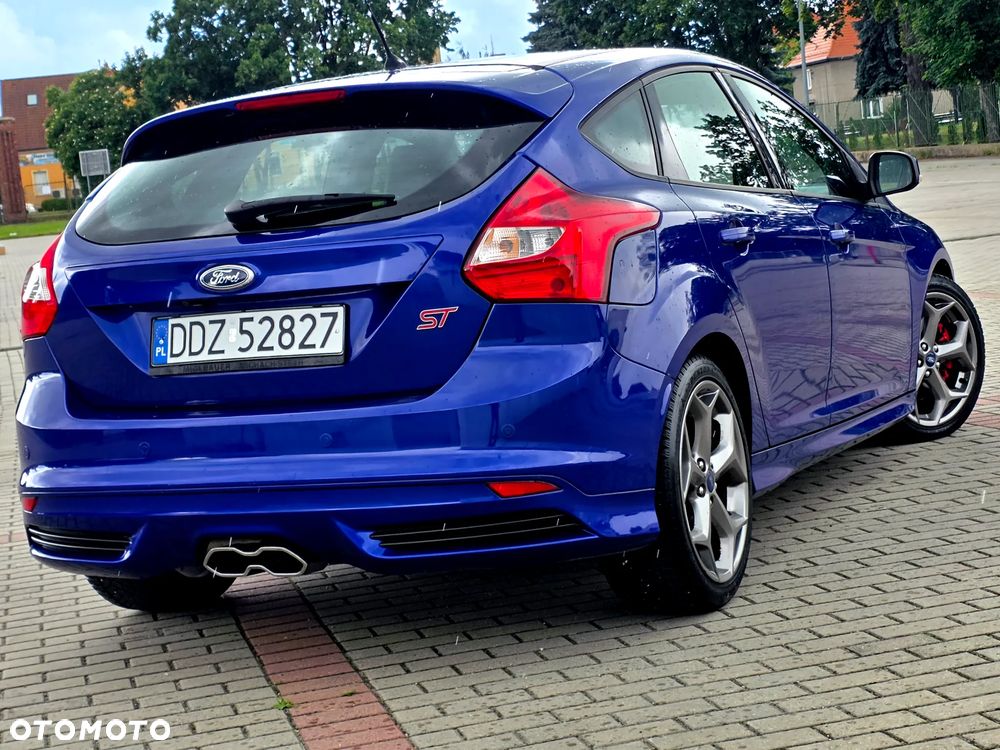 Ford Focus 2.0 EcoBoost ST mit Leder-Exclusiv-Paket - 6