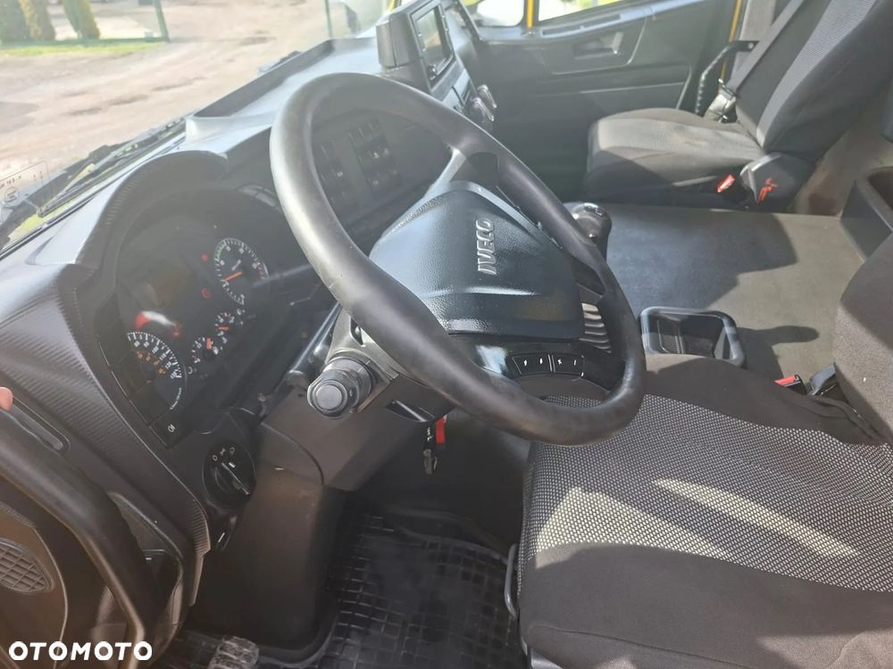 Iveco AD410T - 10