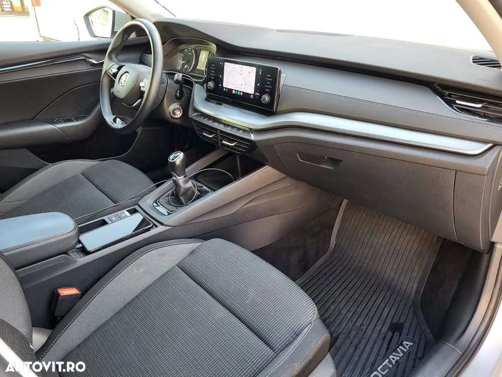 Skoda Octavia 1.5 TSI Ambition - 9