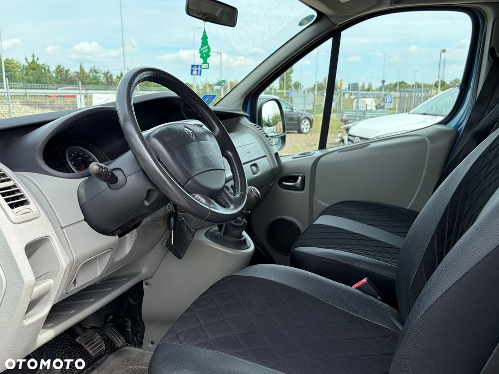 Renault Trafic Passenger Expression - 9
