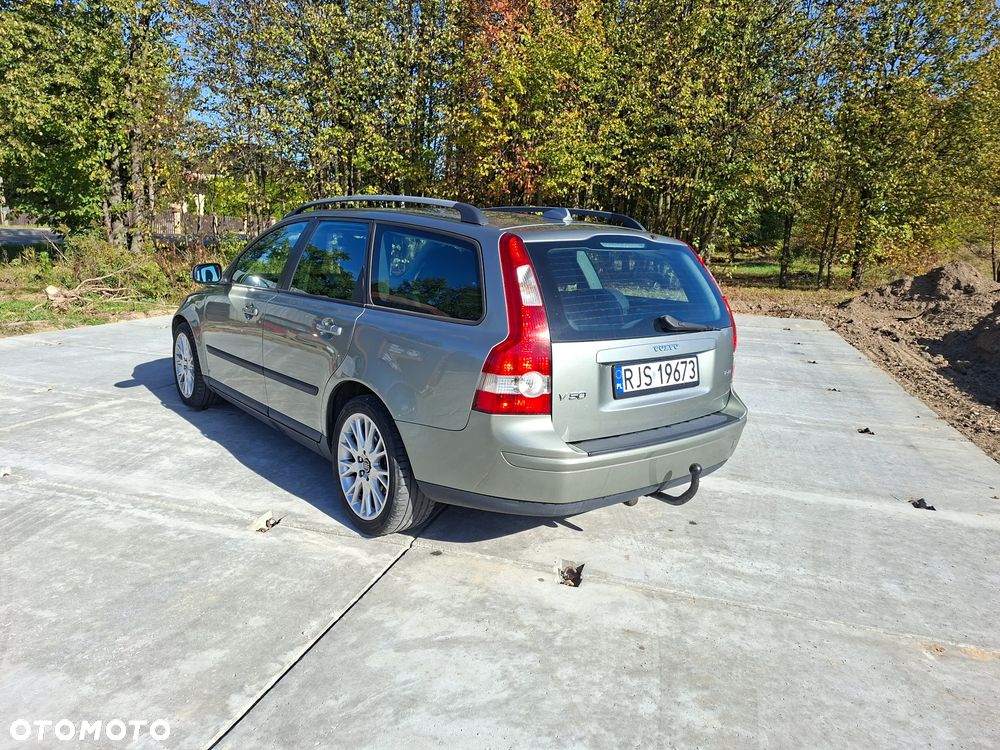 Volvo V50 2007 photo 4