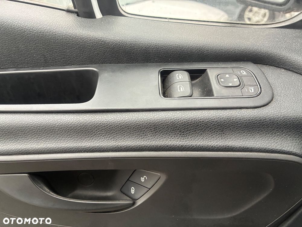 Mercedes-Benz SPRINTER - 13