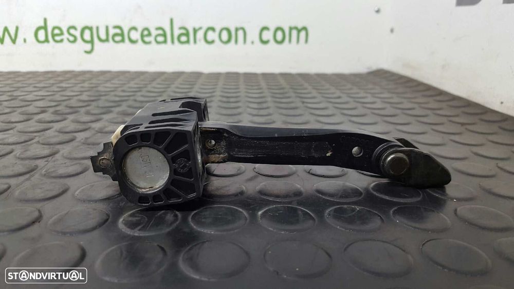RETENTOR DA PORTA DIANTEIRA ESQUERDA BMW SERIE 3 BERLINA (E90) 320D - 4