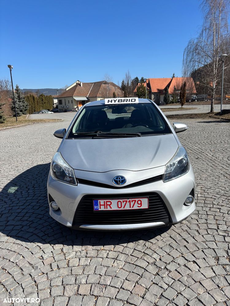 Toyota Yaris - 7