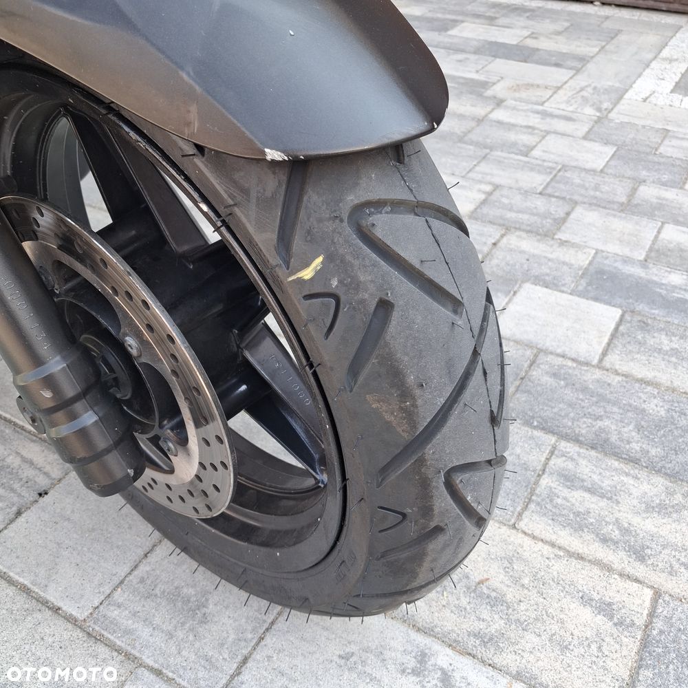 Yamaha X-max - 10