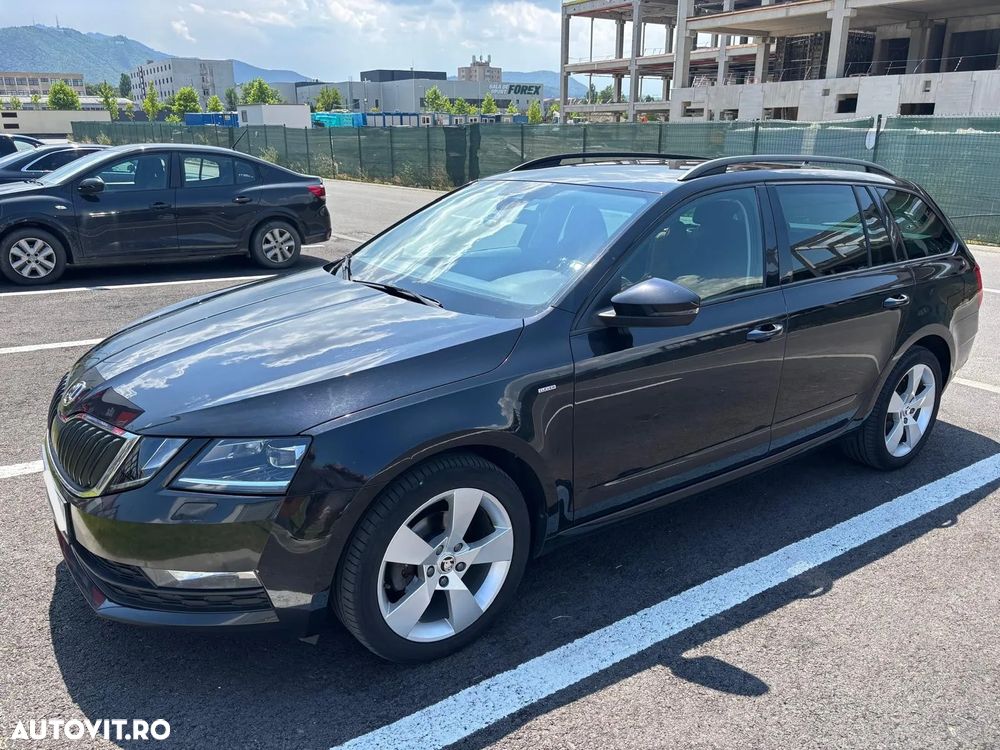 Skoda Octavia 1.6 TDI DSG Ambition - 1
