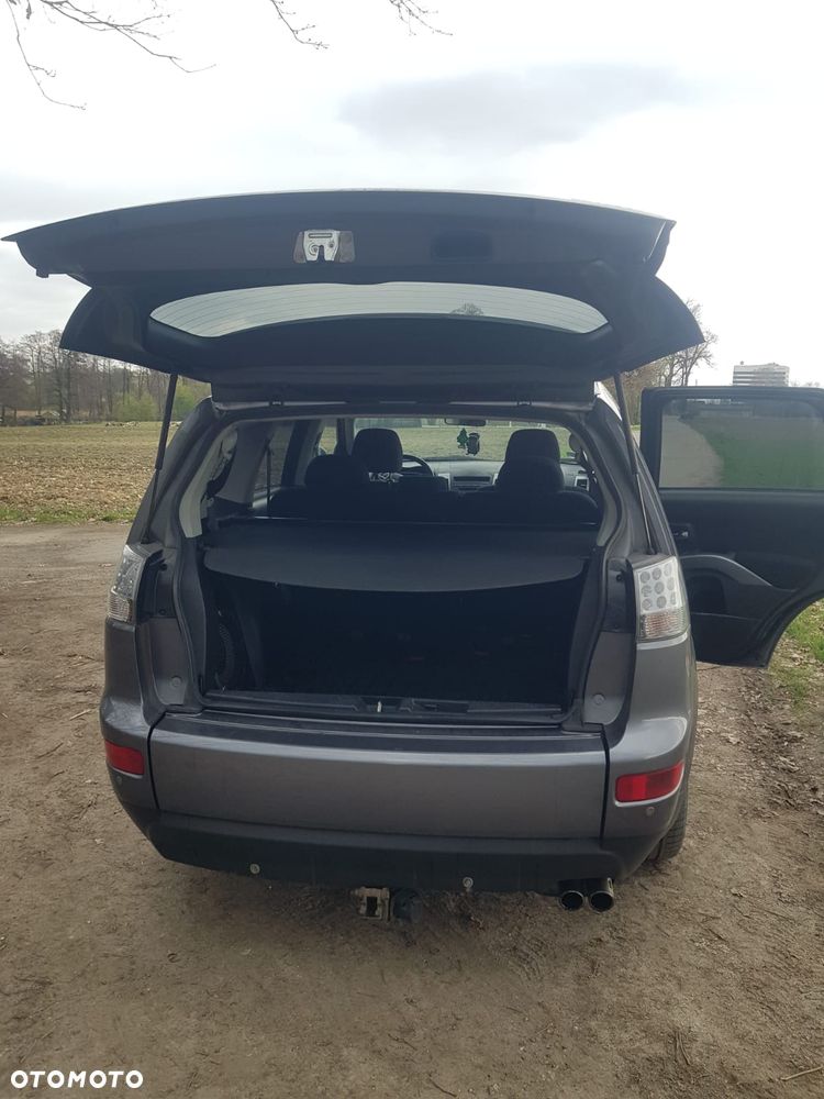 Mitsubishi Outlander 2.0 DID Intense - 9