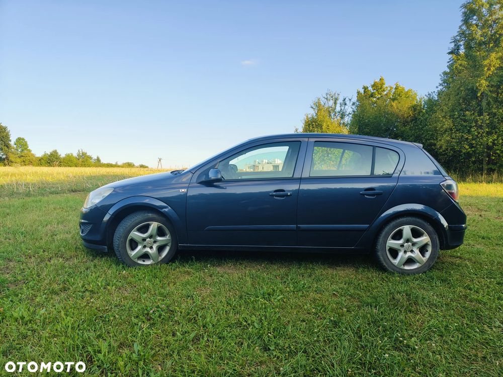 Opel Astra - 1