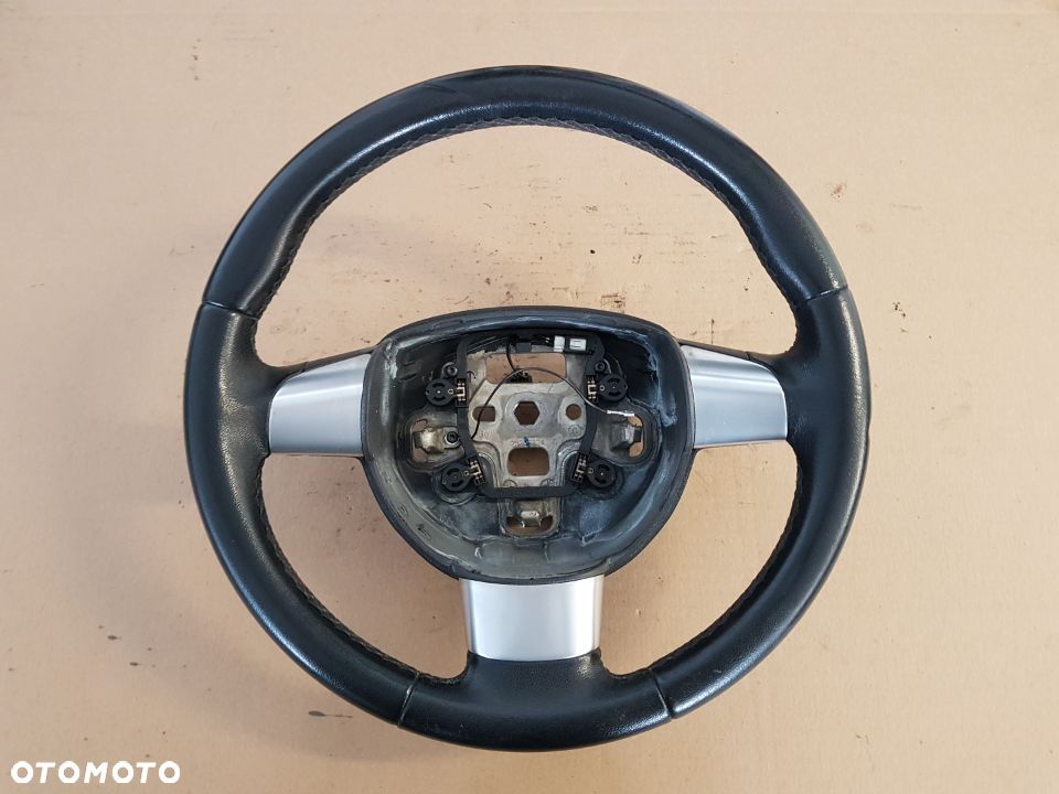 KIEROWNICA SKÓRZANA FOCUS MK2 RADOM - 1