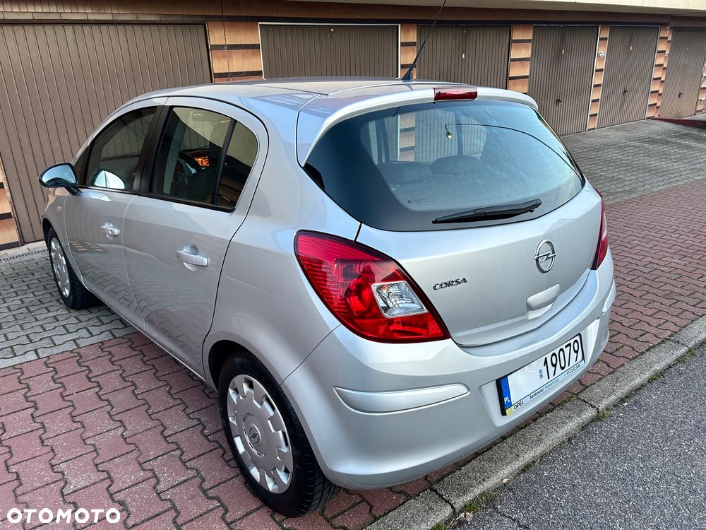 Opel Corsa - 4