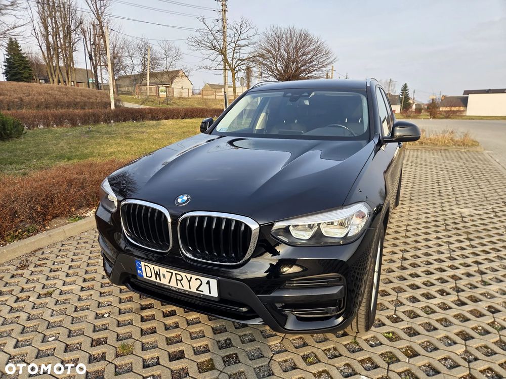 BMW X3 sDrive18d - 13
