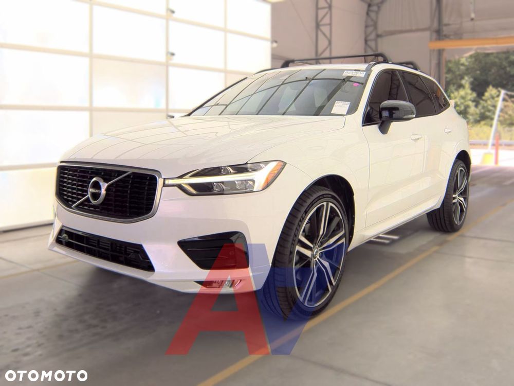 Volvo XC 60 T5 AWD R-Design - 3