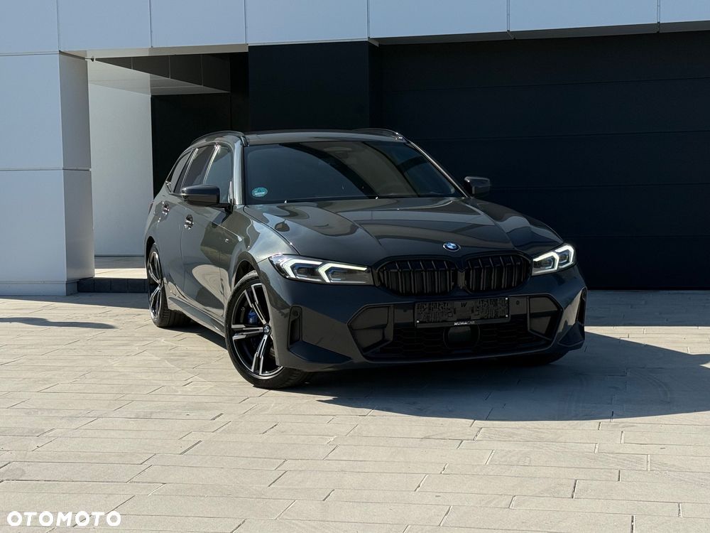 BMW Seria 3 320d Touring xDrive M Sport - 34