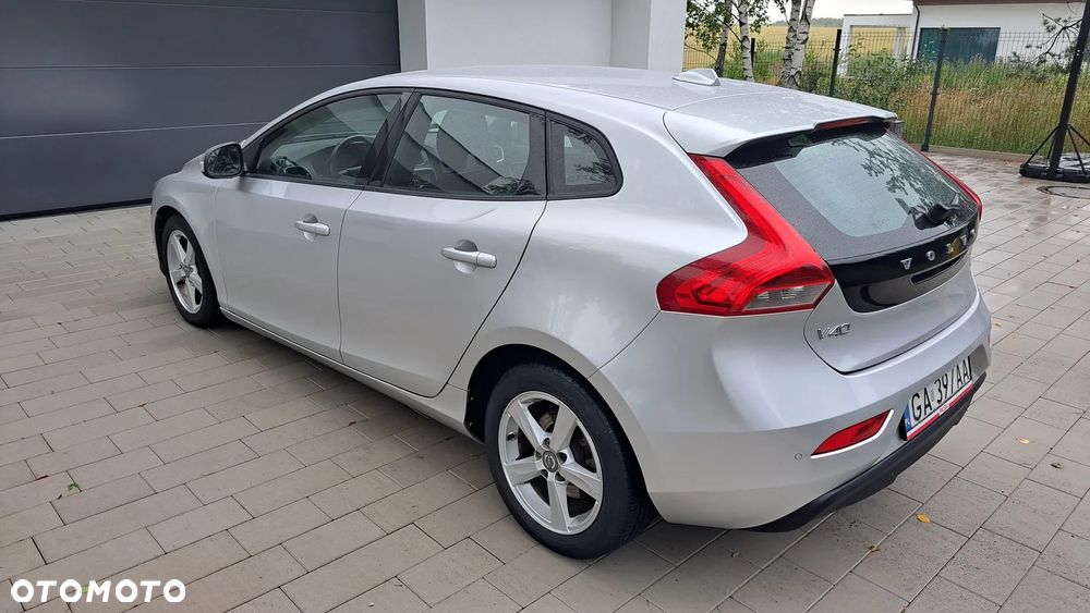 Volvo V40 - 4