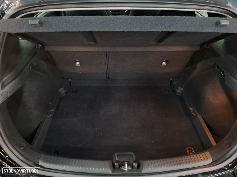 Hyundai i30 1.0 T-GDI Style Plus — fotografia 23