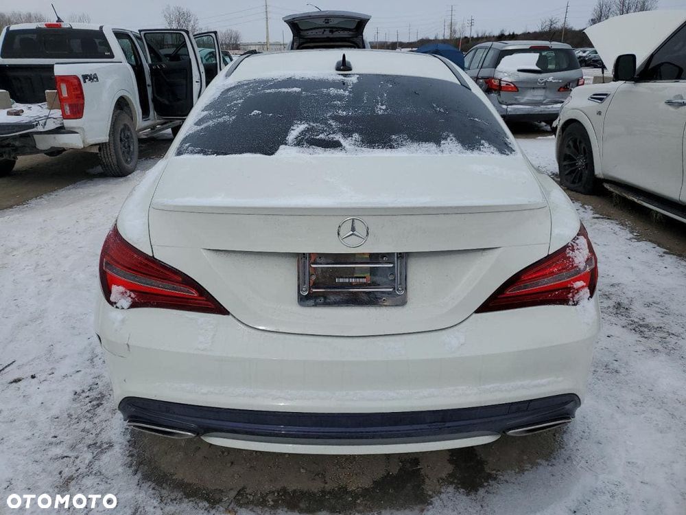 Mercedes-Benz CLA 250 4-Matic AMG Line - 21