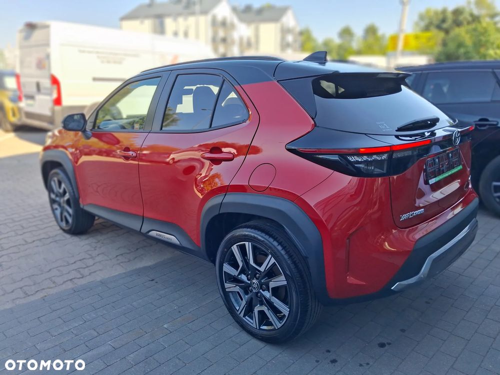 Toyota Yaris Cross Hybrid 1.5 Executive - 4