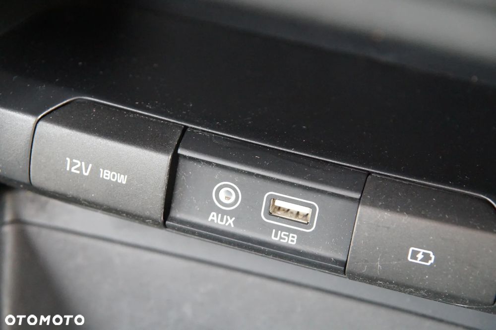 Kia Ceed 1.4 T-GDI M - 19
