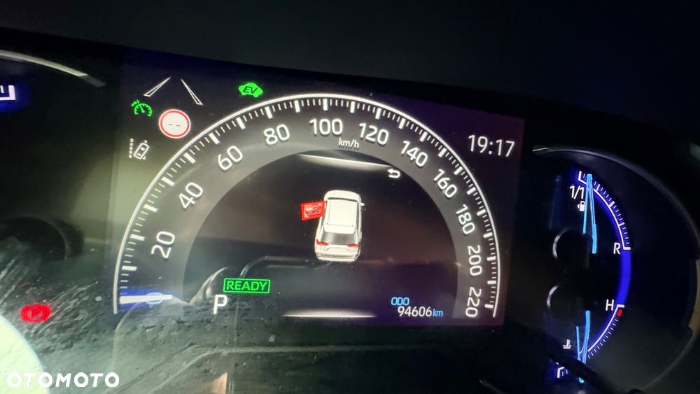 Toyota RAV4 - 6