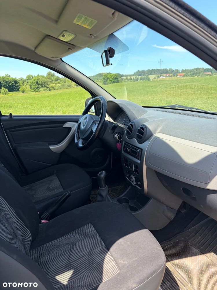 Dacia Sandero 1.2 16V Laureate - 6