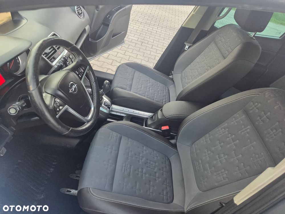 Opel Meriva - 12