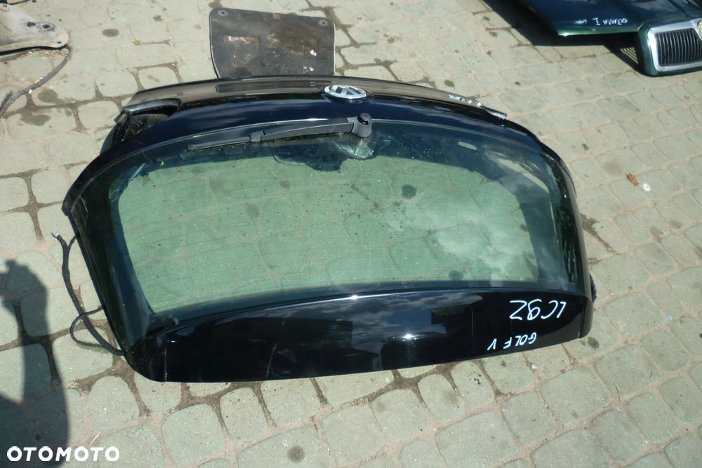 Klapa VW Golf V L041 bez rdzy - 4
