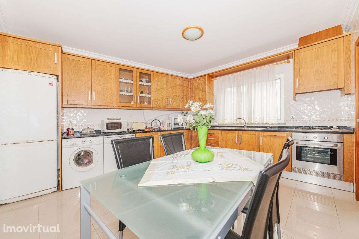 Moradia T6 para venda - Grande imagem: 3/47