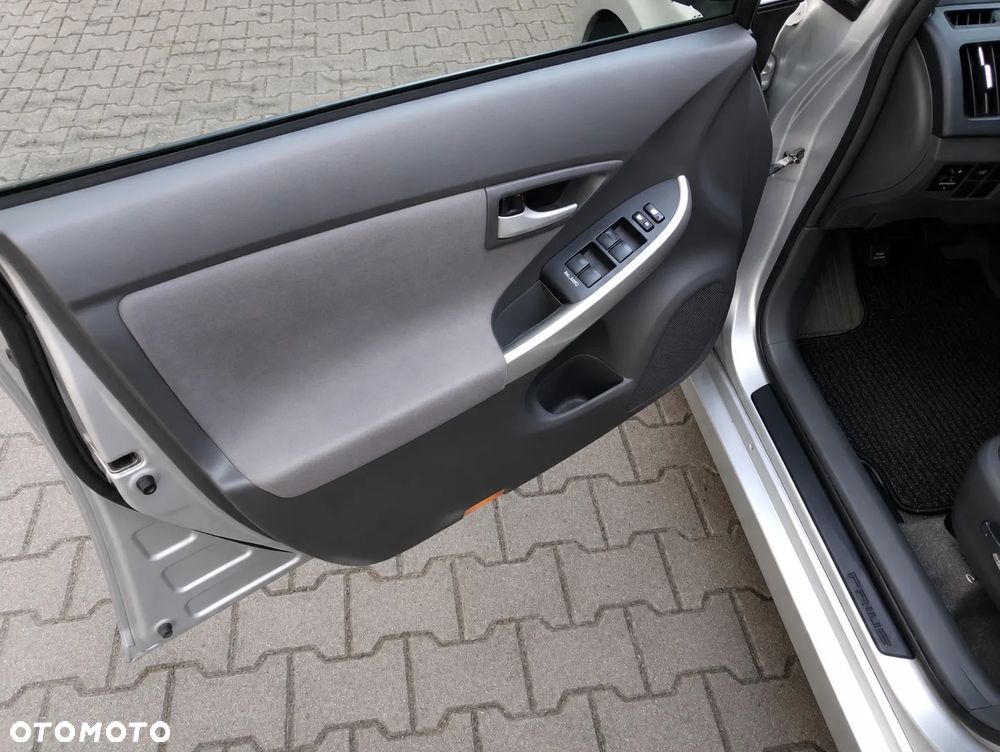 Toyota Prius - 9