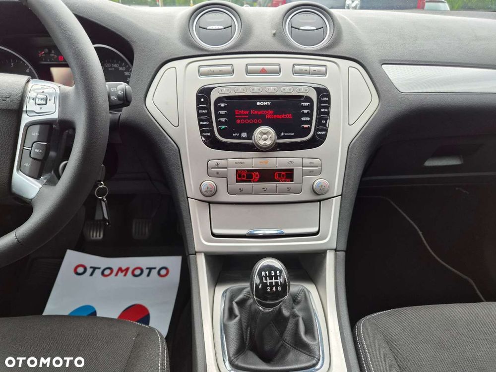 Ford Mondeo 2.0 TDCi Titanium - 22