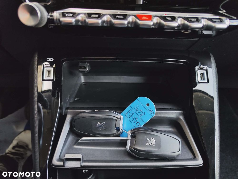 Peugeot 208 PureTech 110 Stop & Start Allure - 33