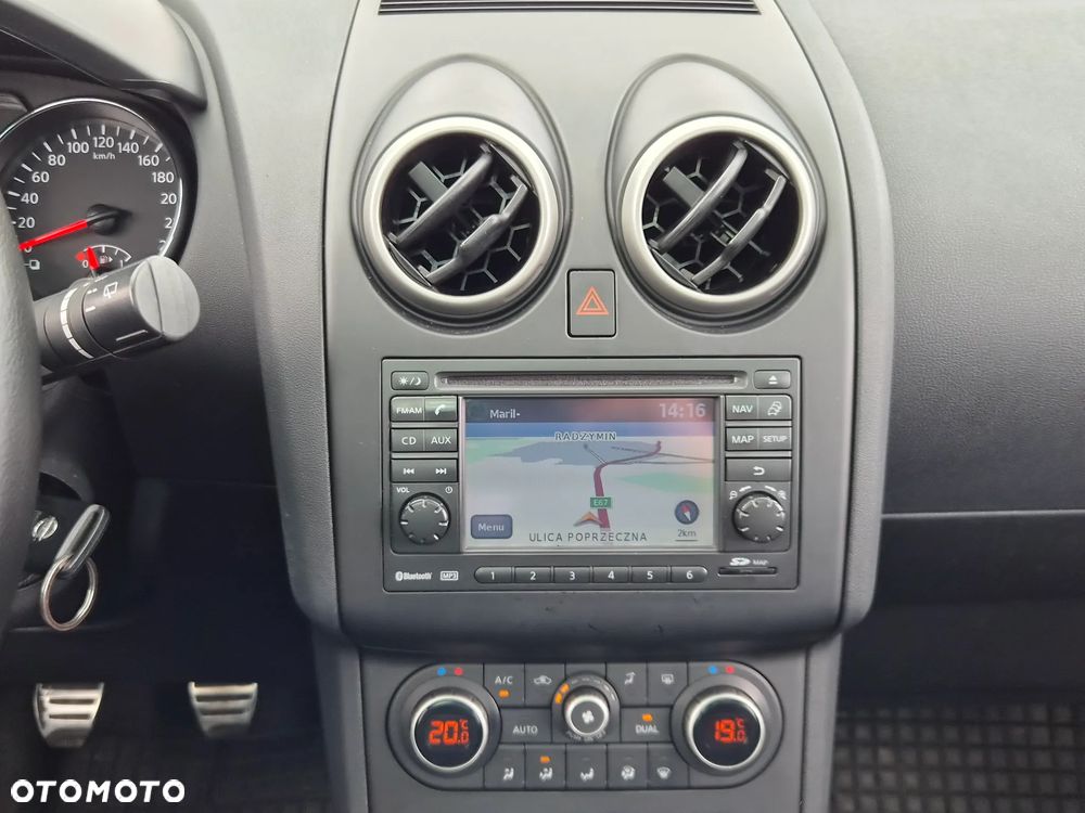 Nissan Qashqai 1.6 I-Way - 22