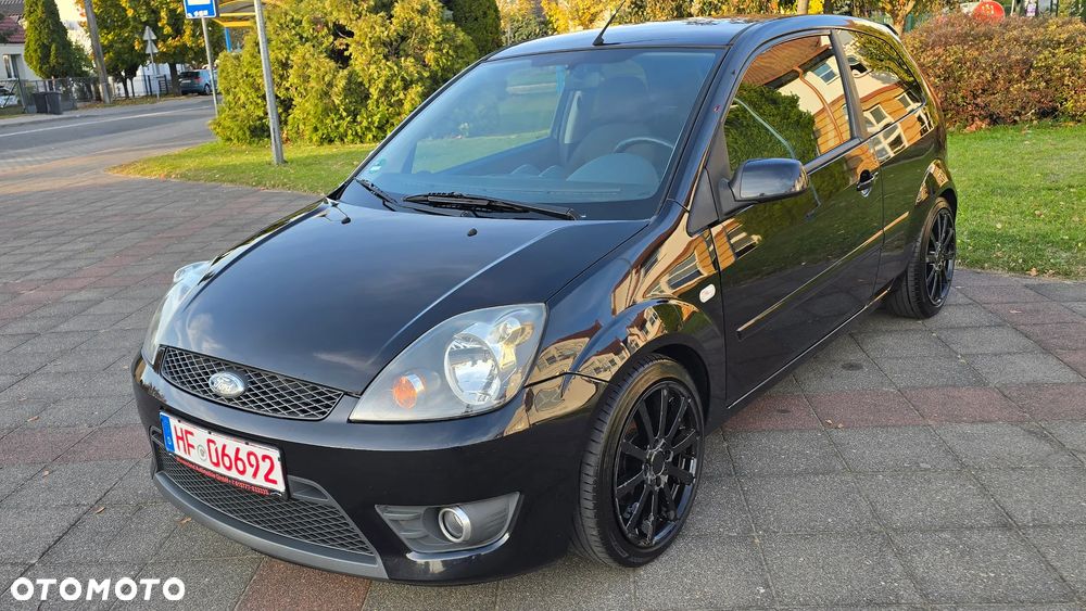 Ford Fiesta - 31