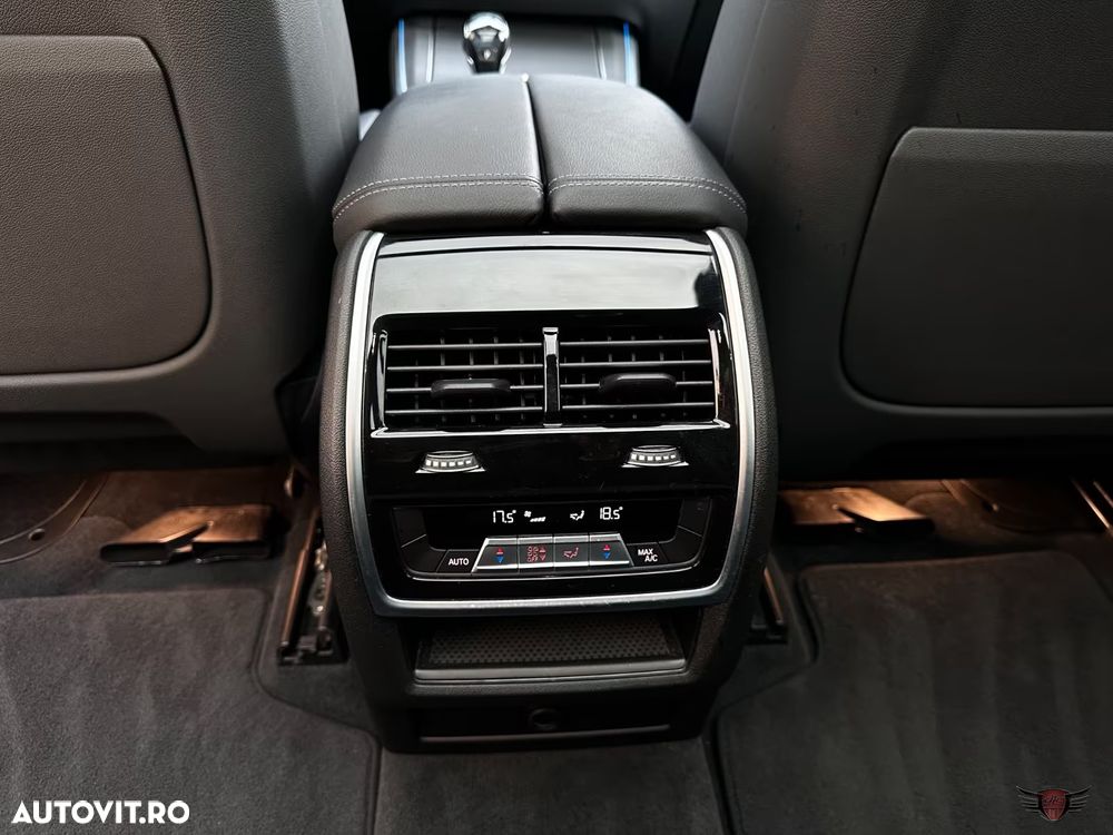 BMW X5 xDrive45e - 24