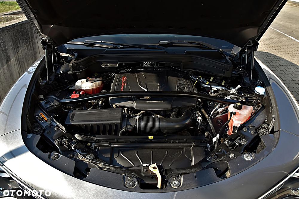 Alfa Romeo Stelvio 2.0 Turbo Veloce Q4 - 12