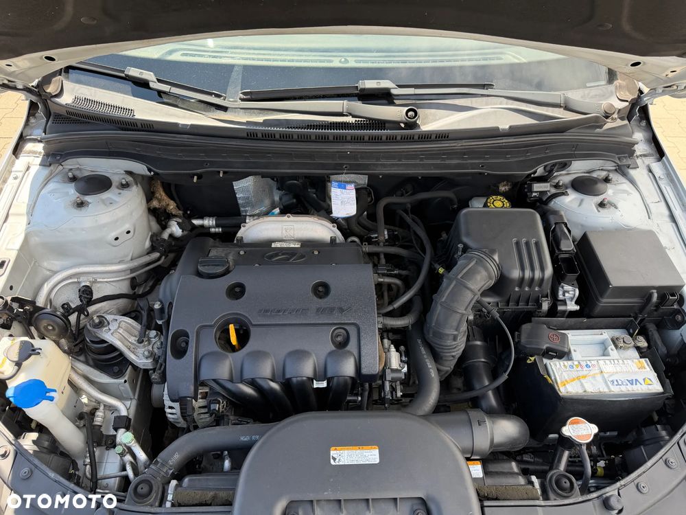 Hyundai i30 1.6 Comfort - 8
