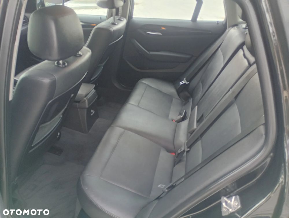 BMW X1 xDrive20d - 23