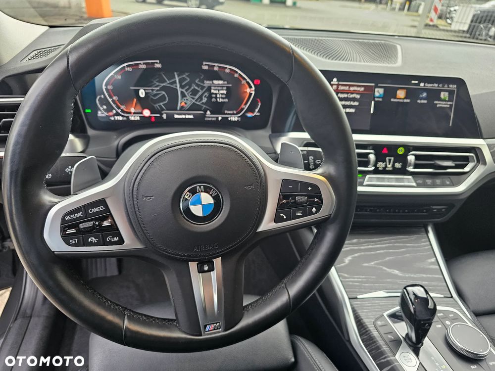 BMW Seria 3 330d xDrive Sport Line sport - 11