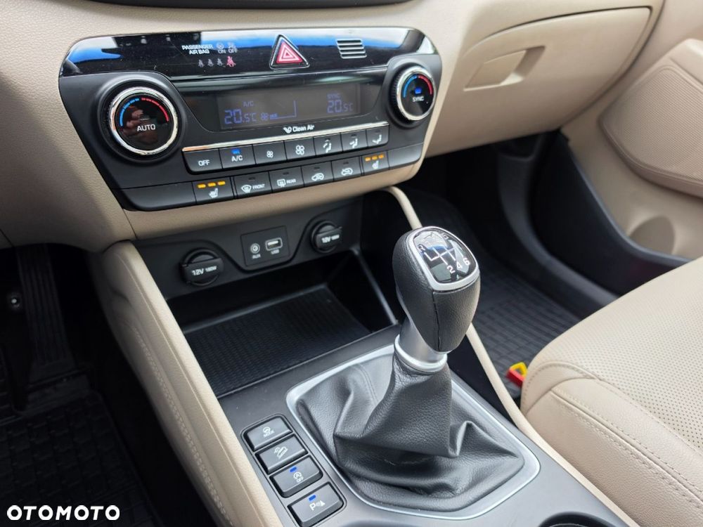 Hyundai Tucson blue 1.7 CRDi 2WD Advantage - 29