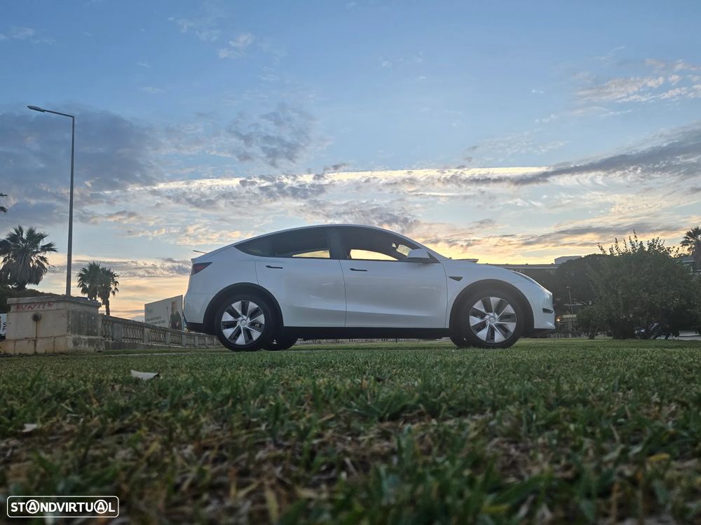 Tesla Model Y Long Range Tração Integral - 17