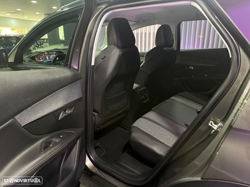 Peugeot 3008 1.2 PureTech Allure J18 - 7