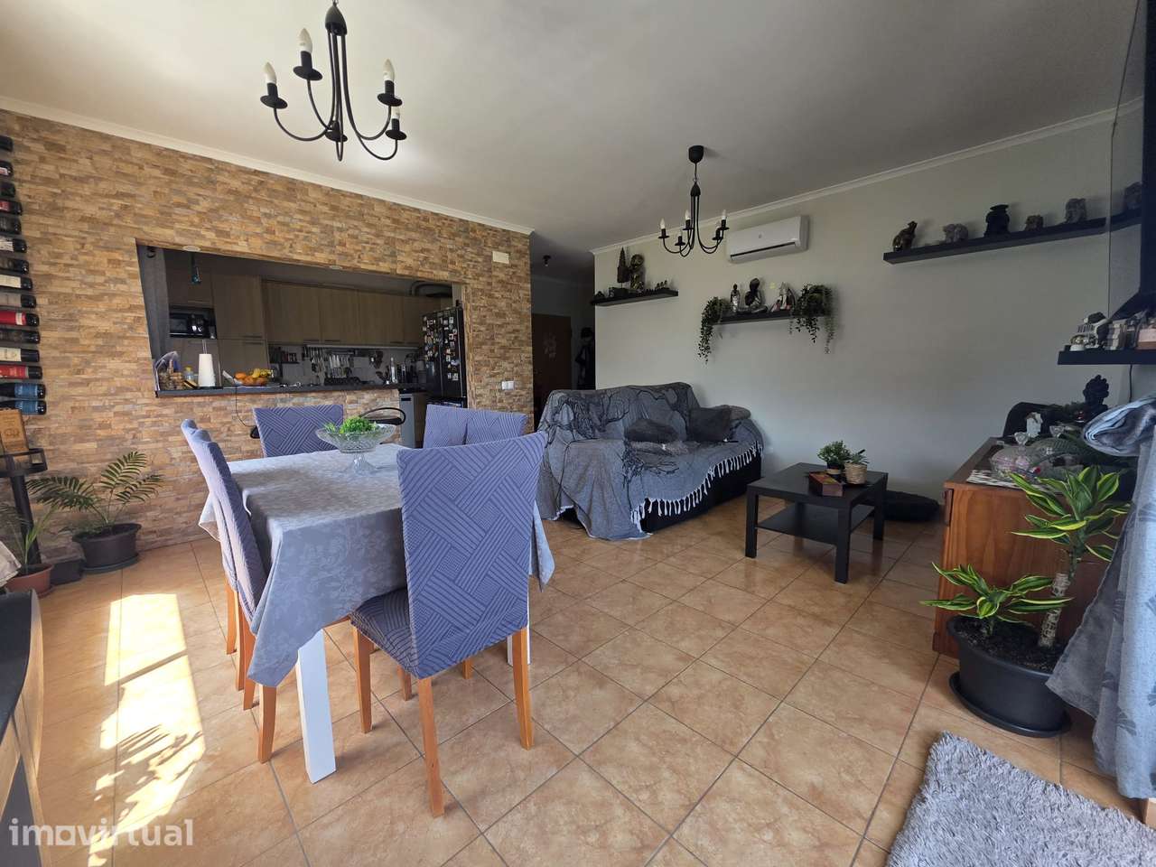 Apartamento T3 com excelentes áreas e com muita luz natural - Grande imagem: 2/9