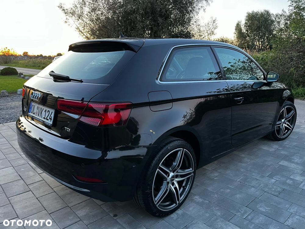 Audi A3 1.6 TDI S tronic - 24