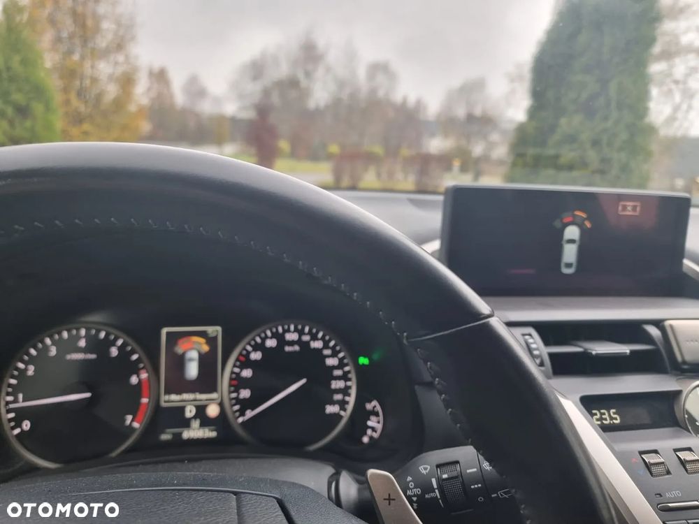 Lexus NX 300 F Impression AWD - 18