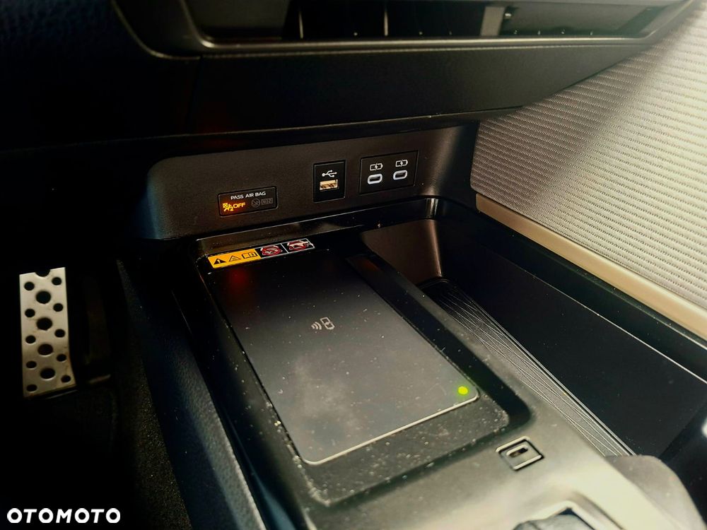 Toyota Camry 2.5 Hybrid Dynamic Force Executive e-CVT - 18